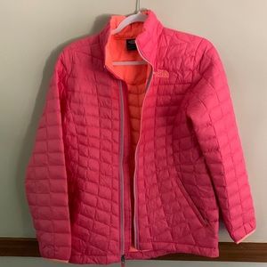 North Face Girls’ Thermoball Eco Insulated Jacket.